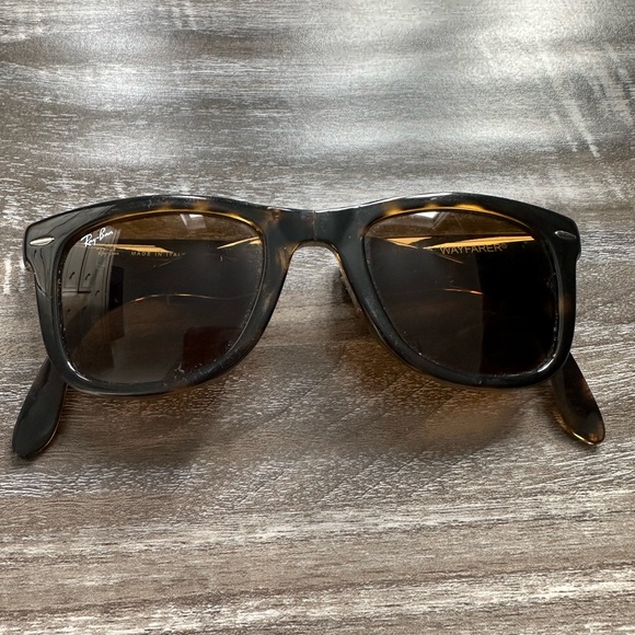 COPY - Ray-Ban Wayfarer Folding Classic Sunglasses, Tortoise shell, good condit… - Picture 2 of 5
